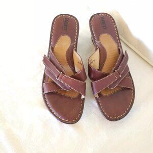 Womens Born Leather Slip On Wedge Sandals 9 M Caramel Brown Open Toe